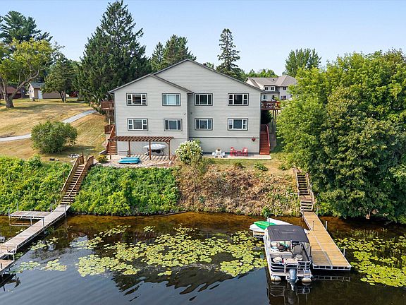 2nd image of 1708 13th Ave NE