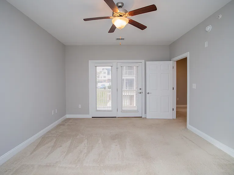 31 Gables East Way #202 — Photo 16