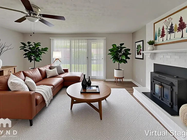 1739 Pickering Dr — Photo 2