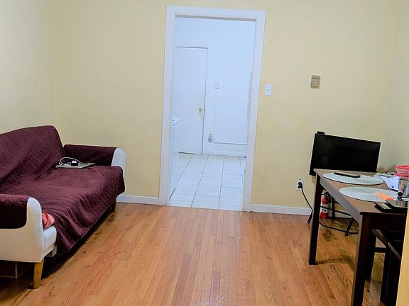 3rd image of 7 Skillman Ave APT 1R