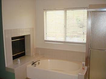 5th image of 39905 Temecky Way