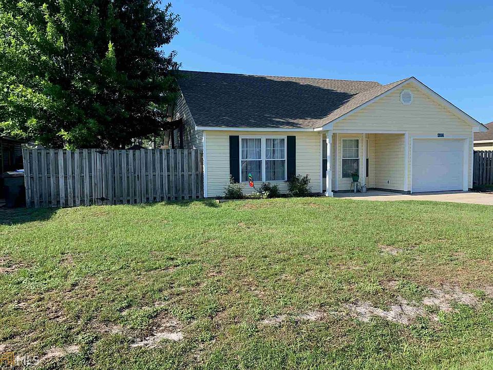 1st image of 216 Sandalwood Cir