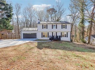 5465 N Fork Dr SW, Lilburn, GA 30047
