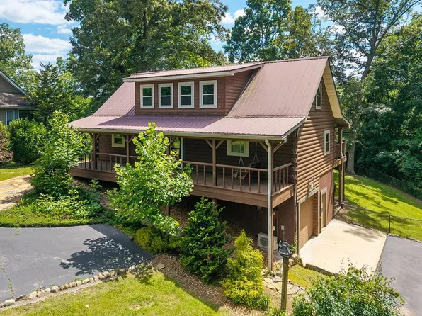 142 Rayahs Way, Quebeck, TN 38579