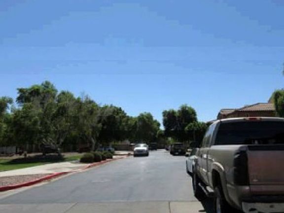 Exterior Neighborhood (street photo)