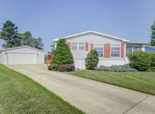 117 Cardinal Dr, Beecher, IL 60401