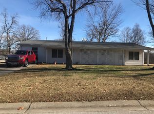 738 Gran Lin Dr, Saint Charles, MO 63303