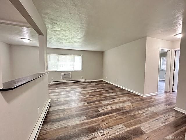 1st image of 3030 E Dorothy Ln APT 4