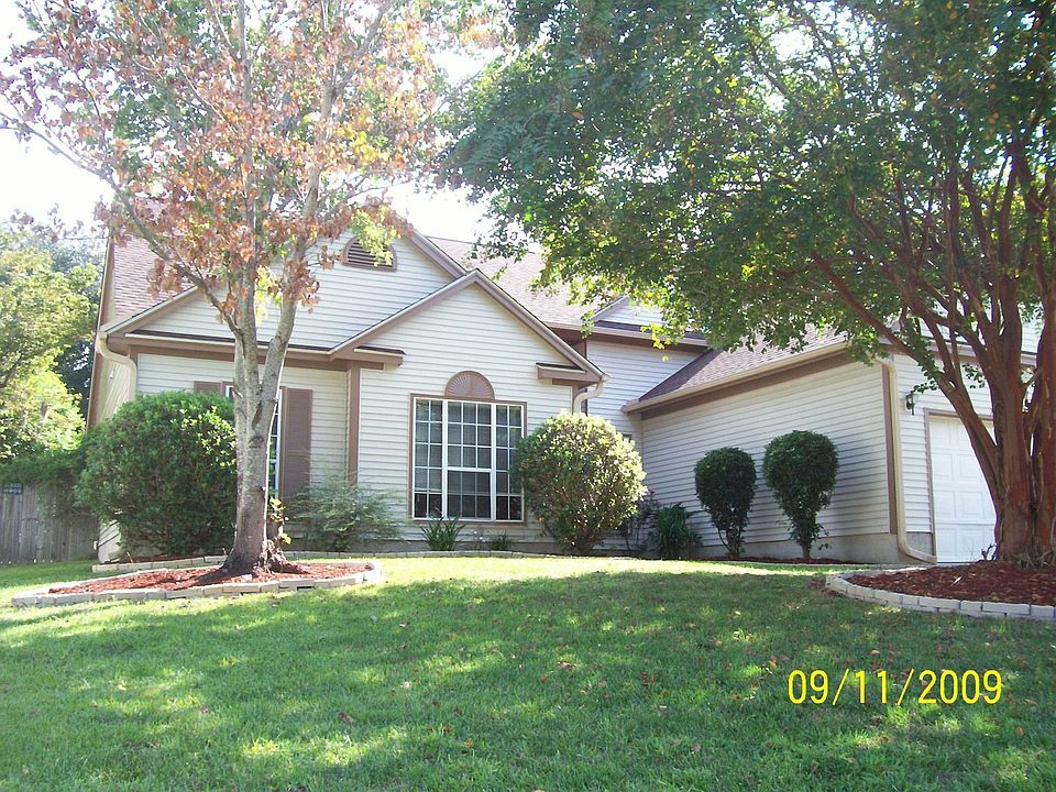 109 Candleberry Circle