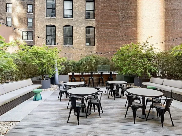 55 West 25th Street image 12 of 26