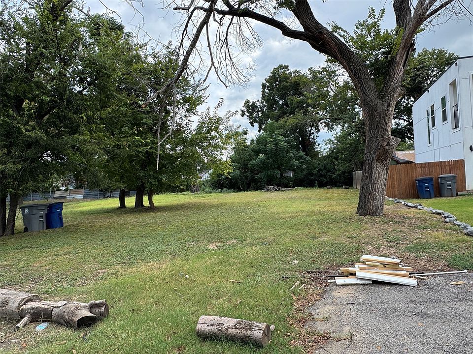 2nd image of 3630 Bickers St