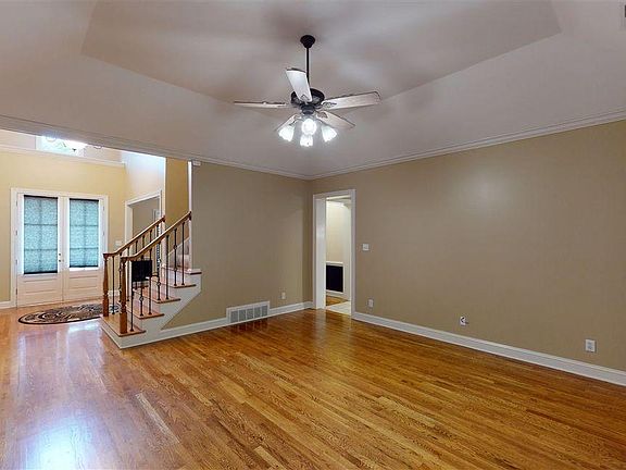 5th image of 8896 River Pine Dr