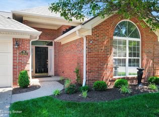 10407 Dove Chase Cir, Louisville, KY 40299