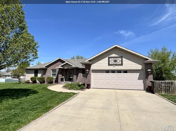 501 Huntington Ct, Sergeant Bluff, IA 51054