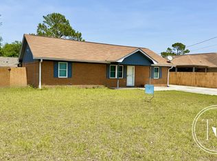 910 Churchfield Dr, Hinesville, GA 31313