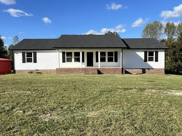 425 Poss Rd, Smithville, TN 37166