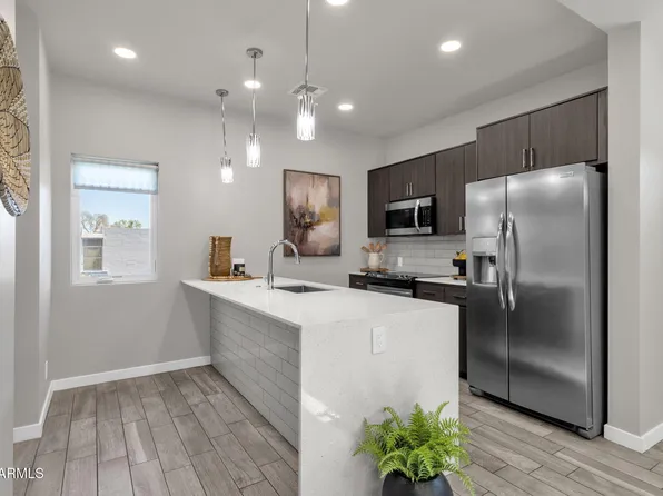 2727 E THOMAS Road #9, Phoenix, AZ 85016