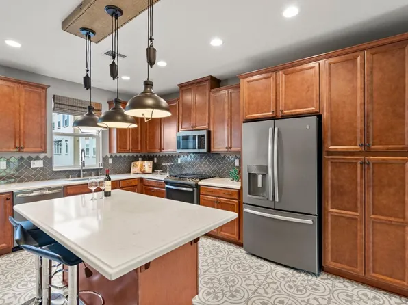 2758 Montecito Vista Way Unit 3, San Jose, CA 95111