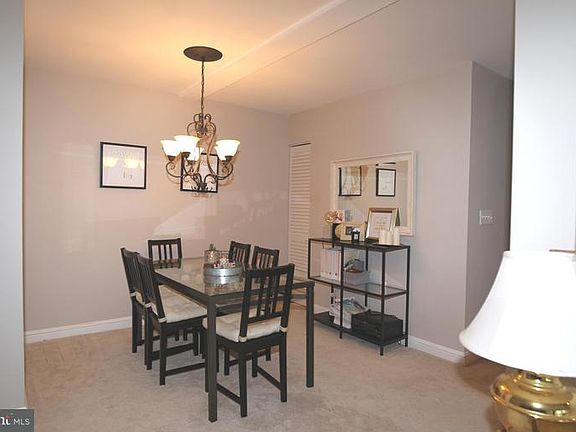 4th image of 450 Girard St APT 204