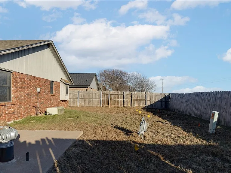 3916 SW Mesquite Dr — Photo 17