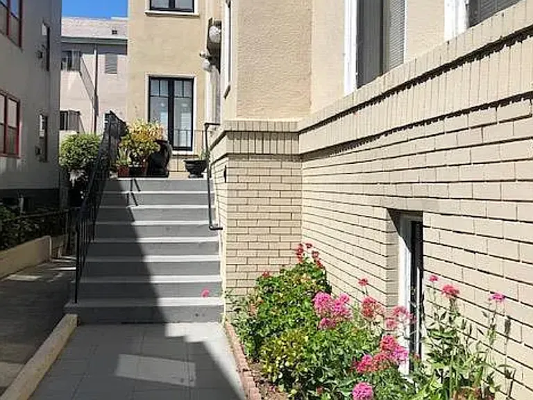 239 Foothill Blvd. — Photo 12