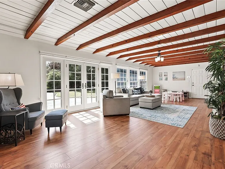 2821 Copa De Oro Dr — Photo 17