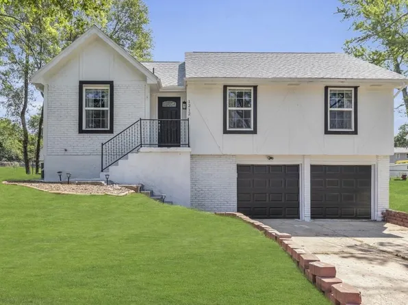 1212 N Cooper St, Olathe, KS 66061