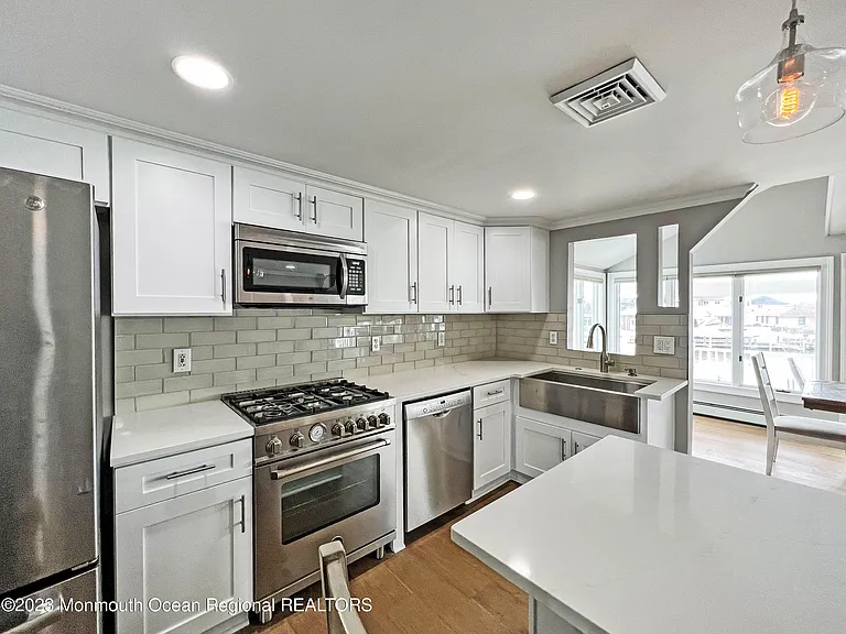 43 Woodhaven Rd — Photo 11