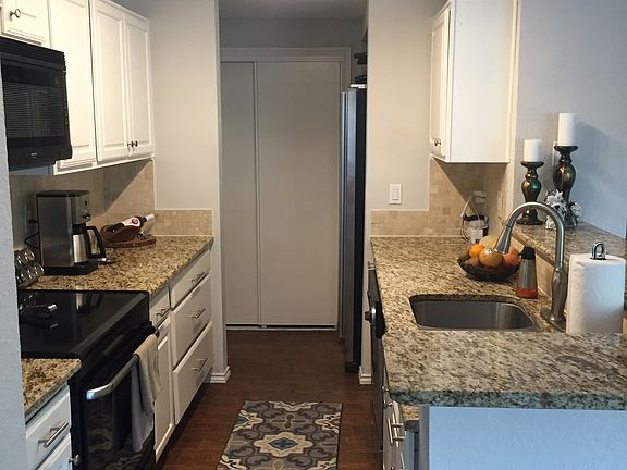 3rd image of 7151 Gaston Ave APT 301