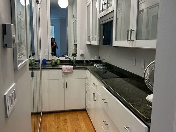4th image of 53 Chandler St APT 2