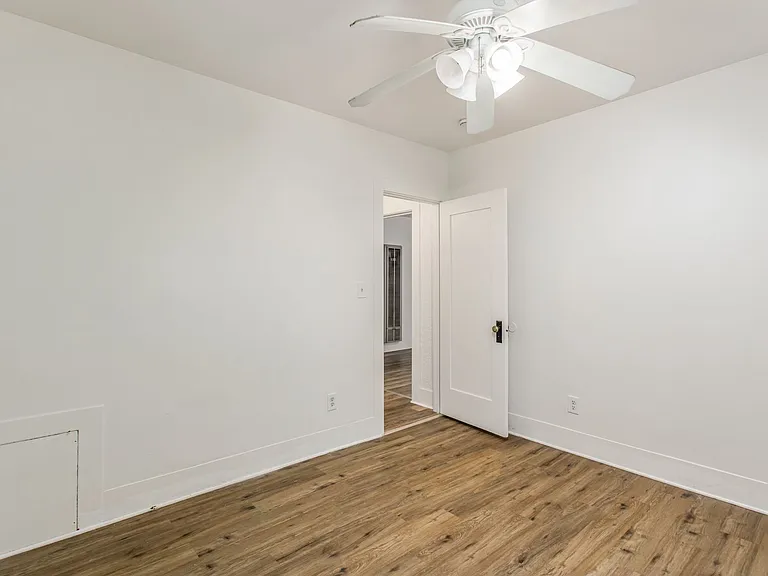 1359 Jasper Ave #1 — Photo 28
