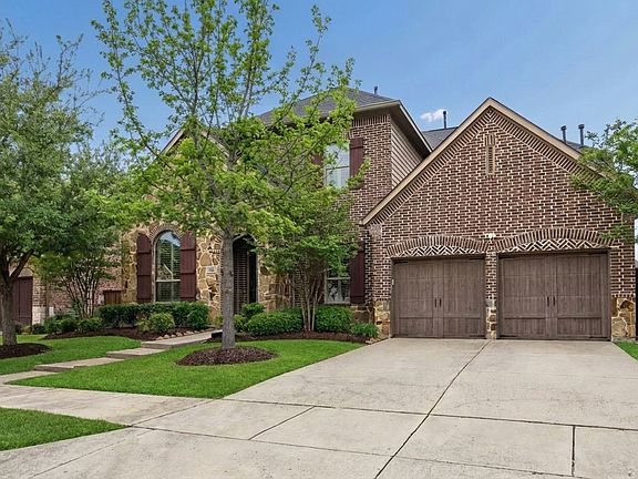 2nd image of 1651 Saddle Tree Rd