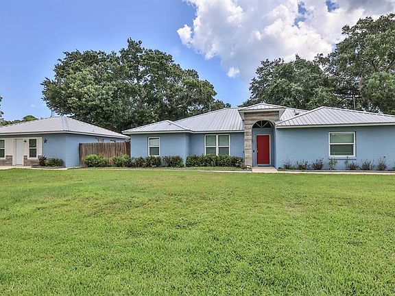 2nd image of 2773 Date Palm Dr