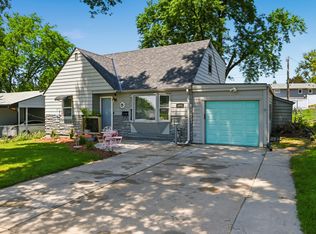 4908 Valley St, Omaha, NE 68106