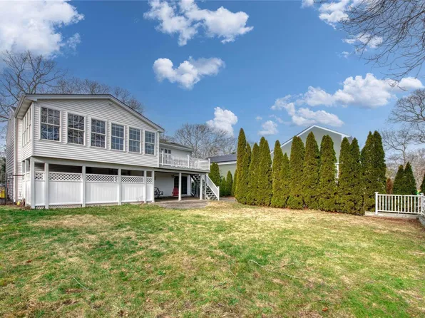 81 Crystal Beach Boulevard, Moriches, NY 11955