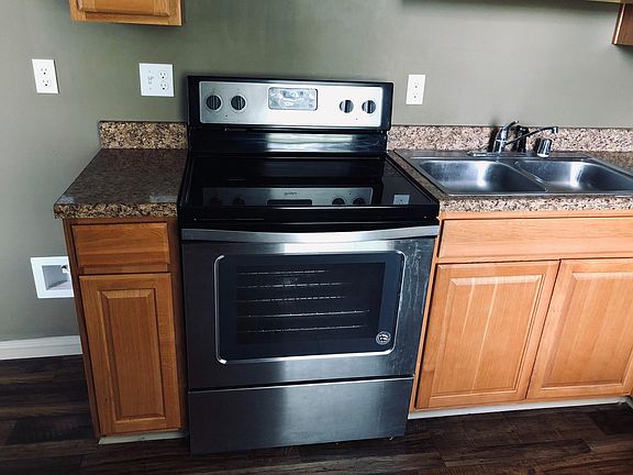 5th image of 101 Manor Dr Suite 201