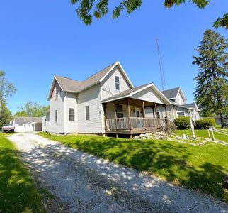 738 Maple St, Monticello, IN, 47960