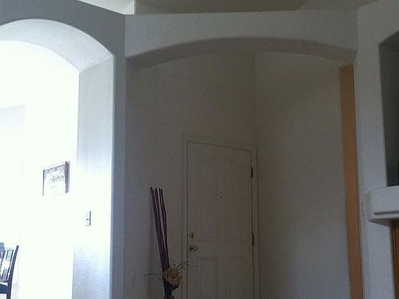 4th image of 1730 N Matthew Ave