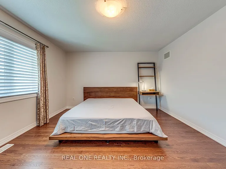 276 Sixteen Mile Dr — Photo 33