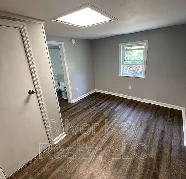1209 Hilltop Dr NE — Photo 6