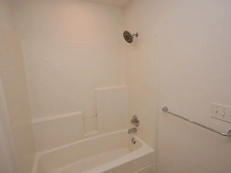 5062 Glen Canyon Dr — Photo 14