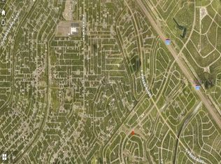 Antique Cir, North port, FL 34288