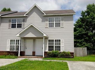 971 W Pueblo Dr, Jacksonville, NC 28546