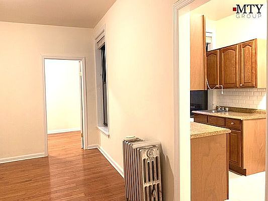 3rd image of 28-08 Crescent St #20