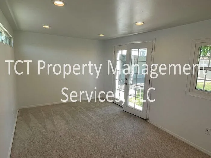 27 E McKinley St — Photo 10