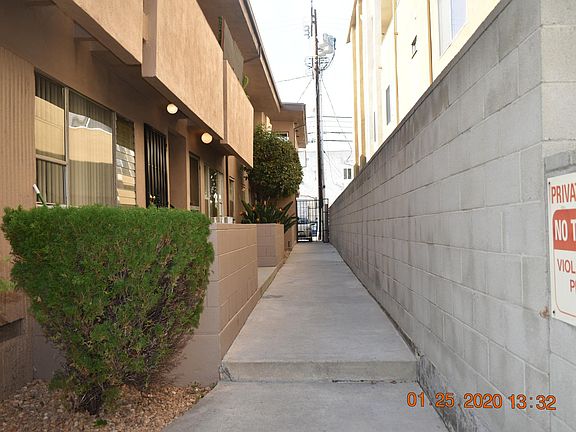 2nd image of 1475 S Wooster St APT 5