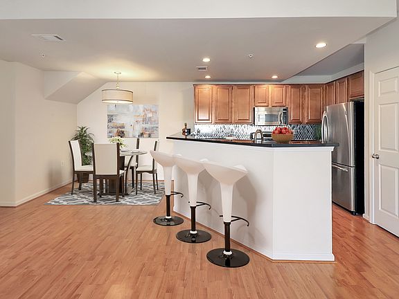 3rd image of 11355 Aristotle Dr #8-410