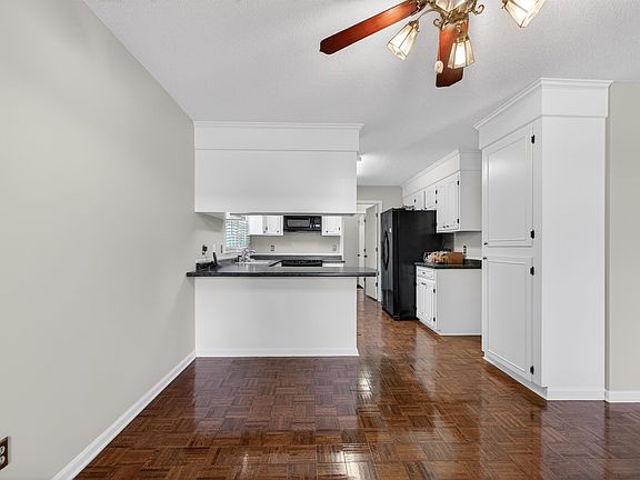 4th image of 296 Rum Gully Rd.