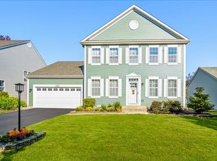 2385 Barnhart St, West Chicago, IL 60185