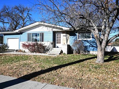 105 E Prospect Ave, Norfolk, NE, 68701